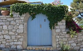 Volta Stonehouse Apartments
